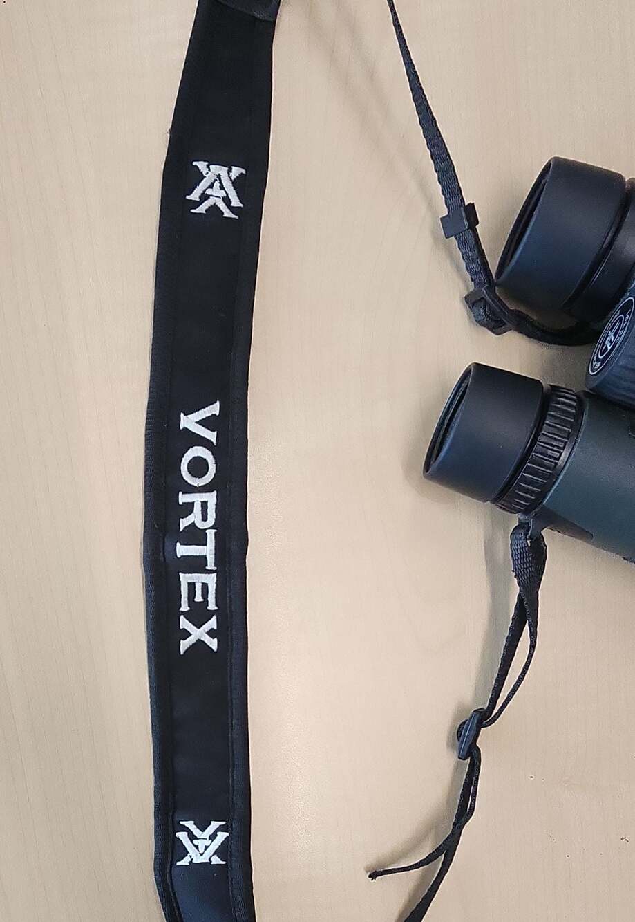 Vortex Diamondback HD 10x50 Binoculars - Picture 9 of 12